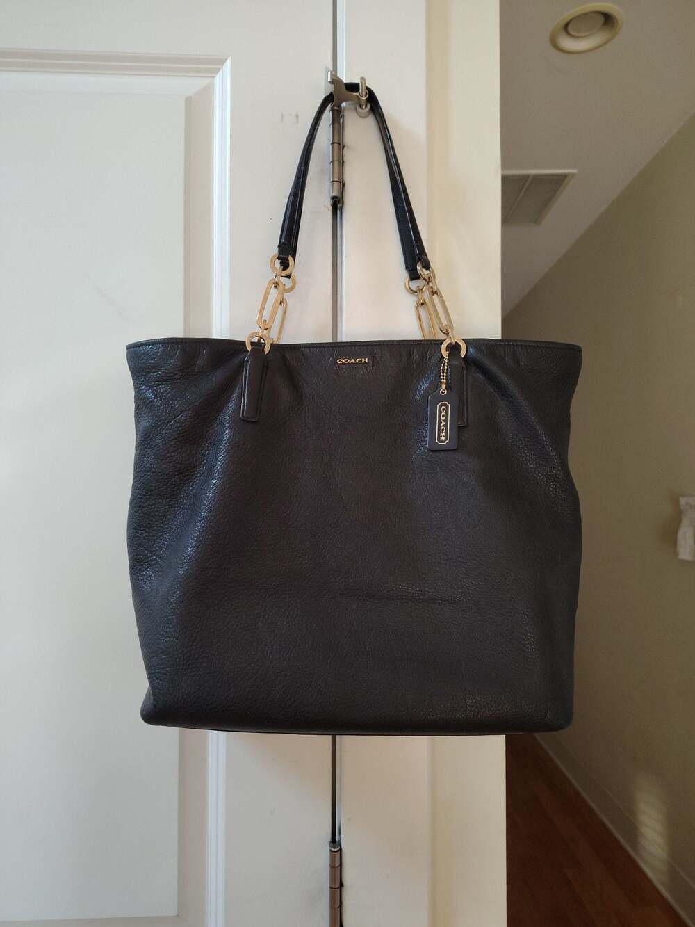 Vintage Coach Madison East West Tote 26769 Black Pebbled Leather Shoulder Bag